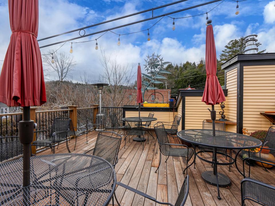 Fiddlehead Restaurant SL-45