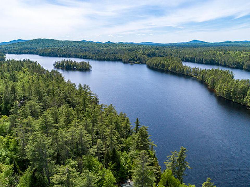 LotOnRainbowLake_A_RainbowLake