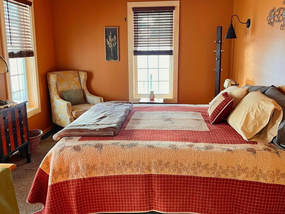 1st FL Bedroom