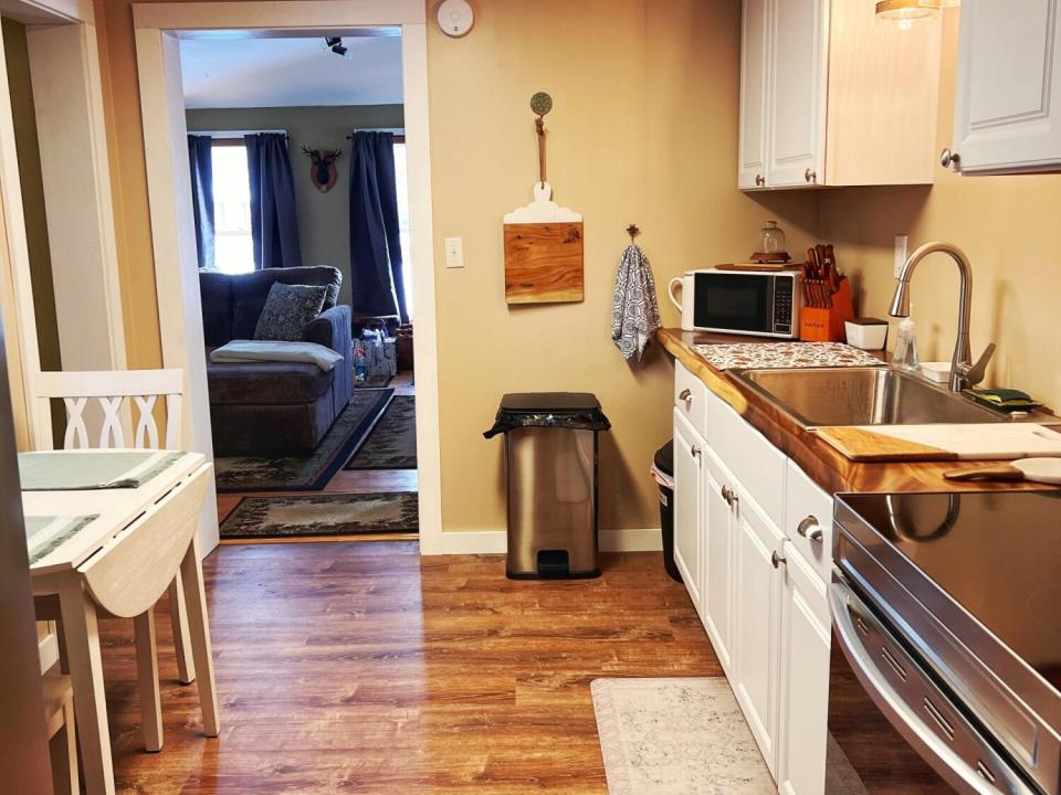 1st FL A Kitchen 3