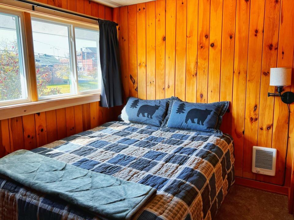 2nd FL Bedroom
