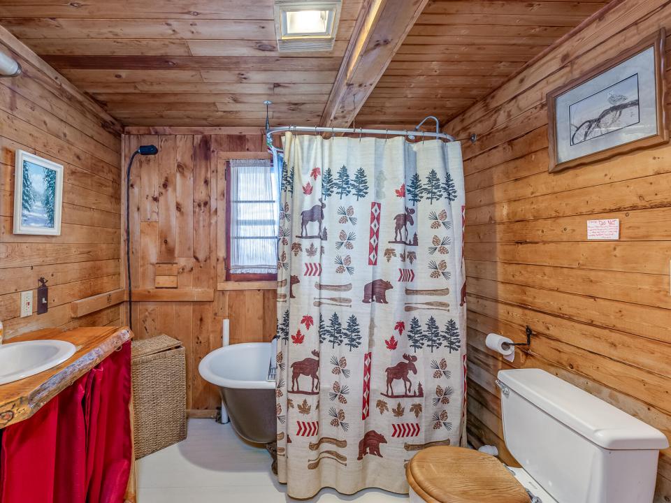 26MapleWay-95