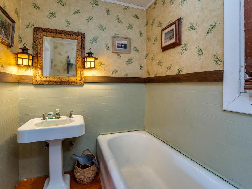 26MapleWay-64