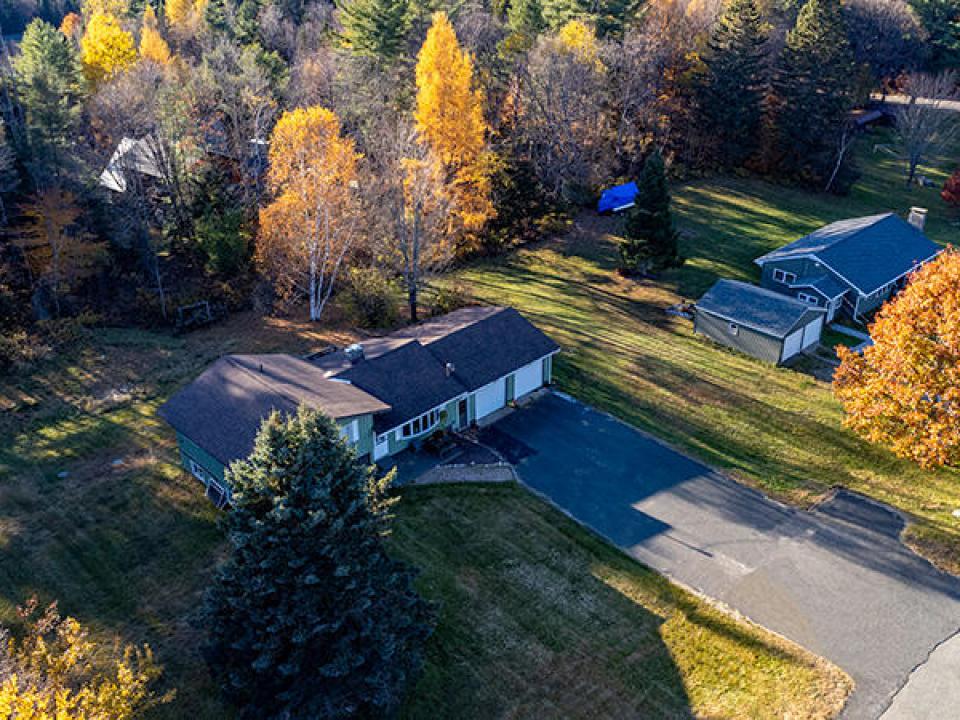 RenovatedLakePlacidHomeOnJerseyDr_A_Exte