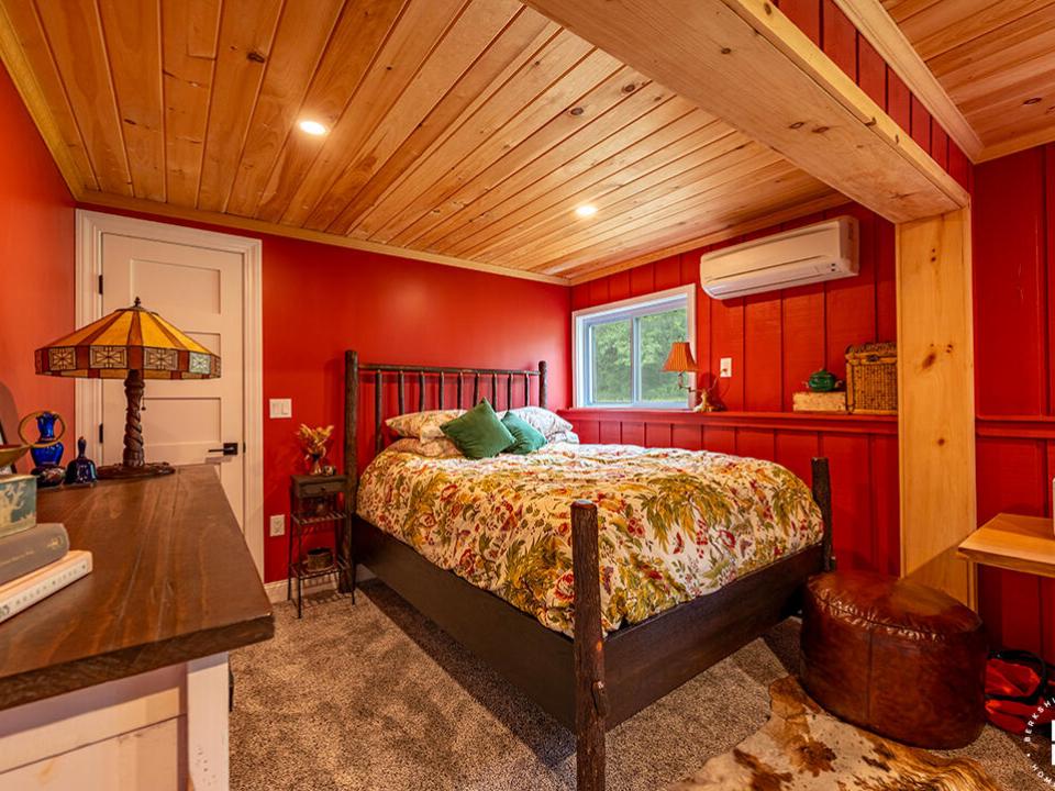 HomeOnJersey_Summer_Bedroom3