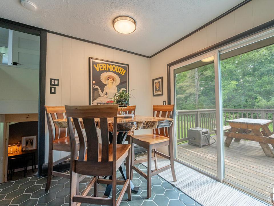 HomeOnJersey_Summer_DR_Deck
