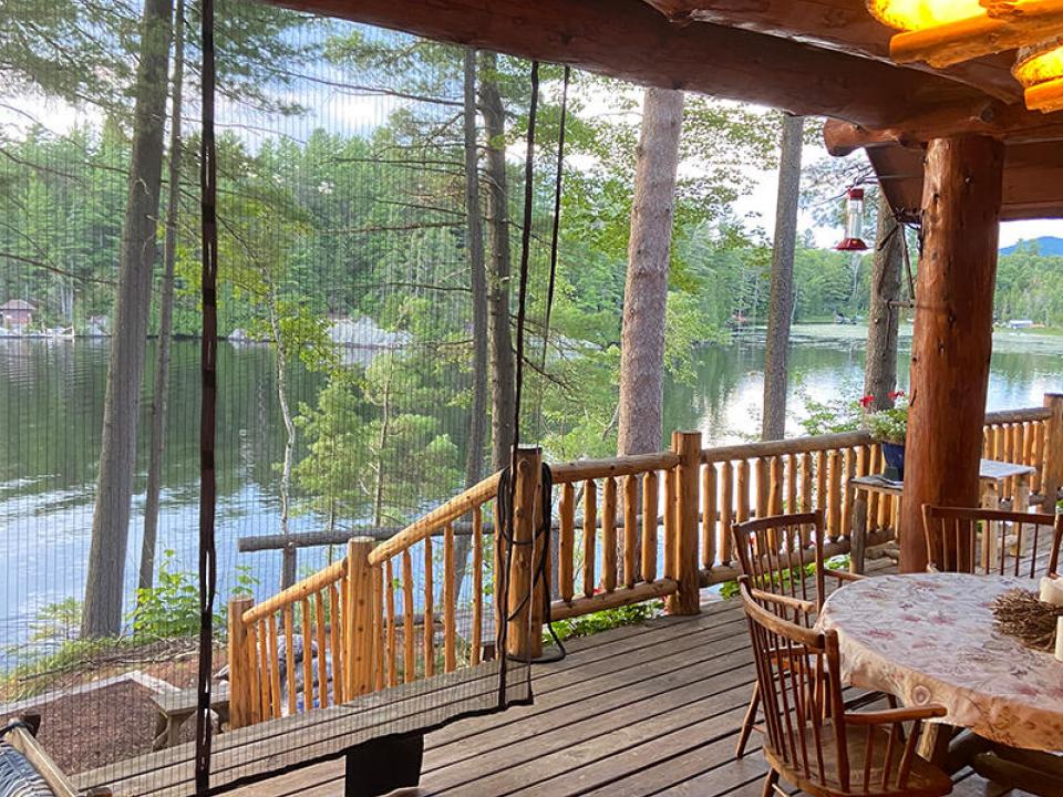 CampStillwaters_O_CoveredPorch
