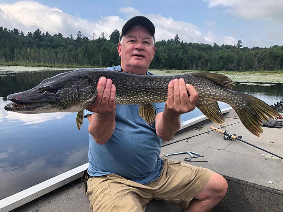 CampStillwaters_O_Fish