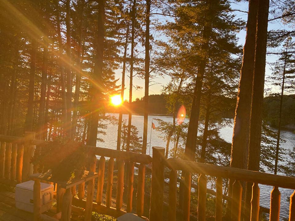 CampStillwaters_O_Sunset_Deck