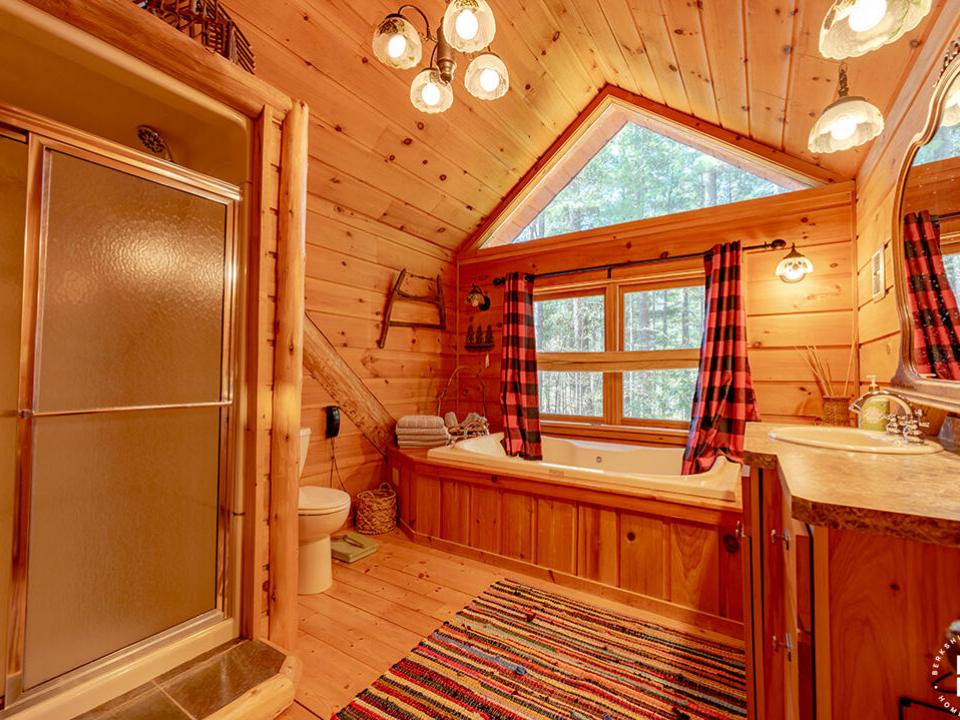CampStillwaters_Spring_Bathroom2