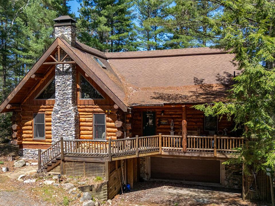 CampStillwaters_Spring_Exterior_Front_R