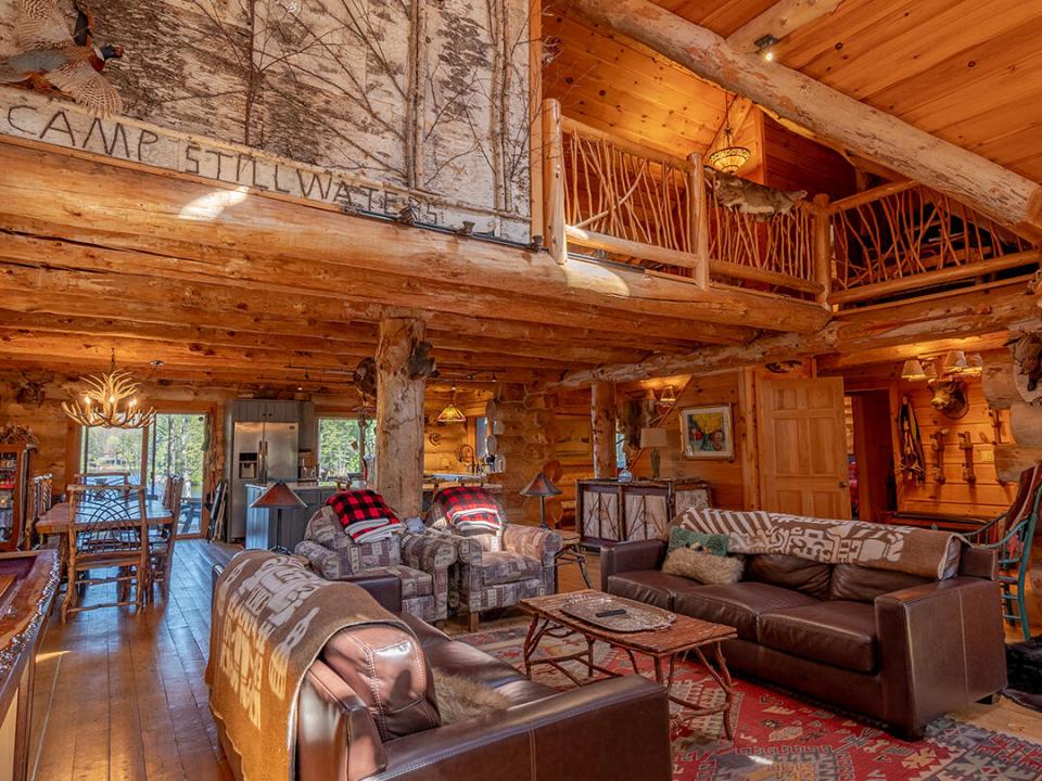 CampStillwaters_Spring_GR_To_Loft_V