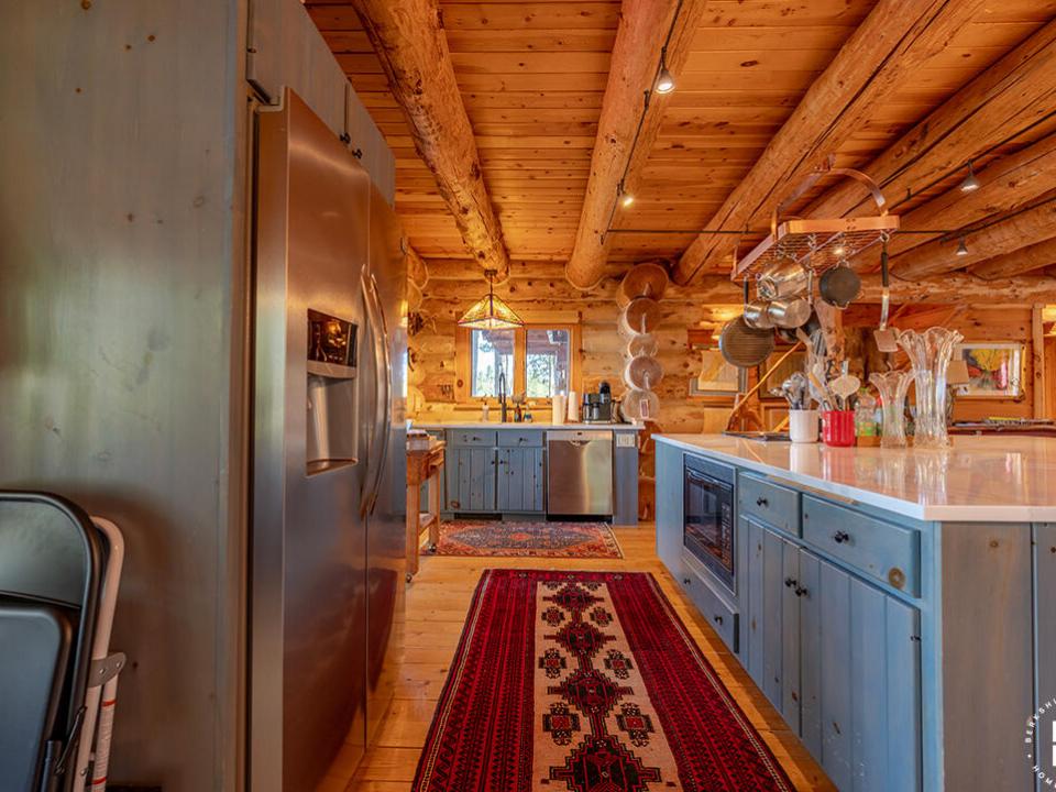 CampStillwaters_Spring_Kitchen_Fridge