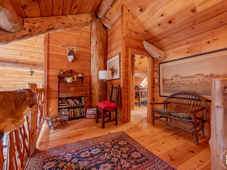 CampStillwaters_Spring_Loft