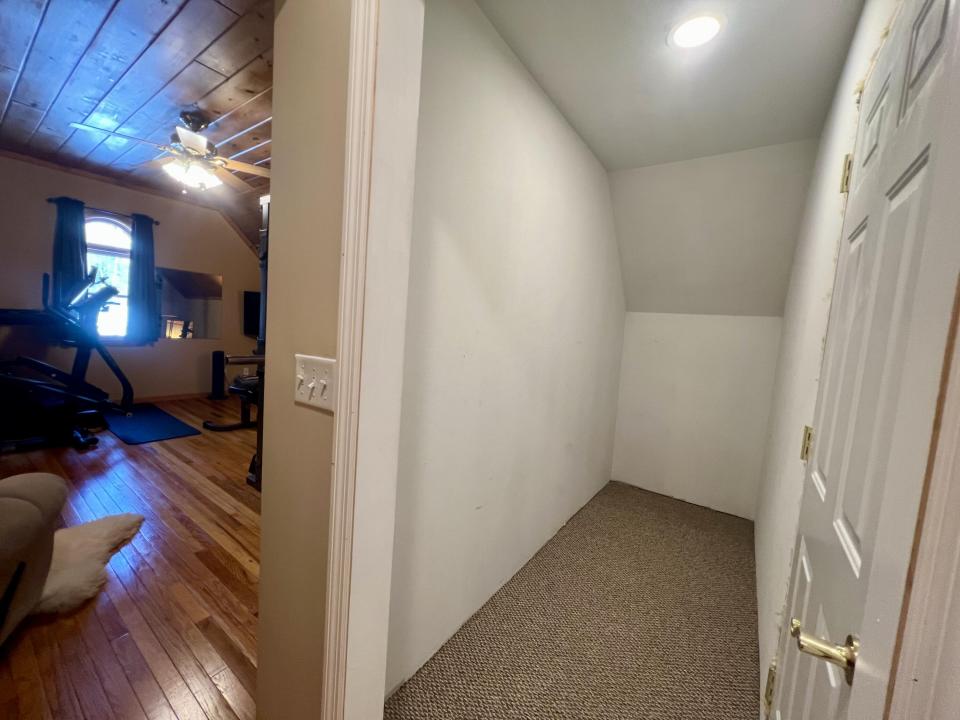 385 Flat Rock Road, Malone, NY