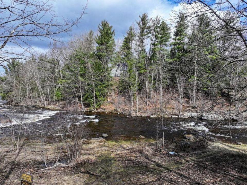385 Flat Rock Road, Malone, NY