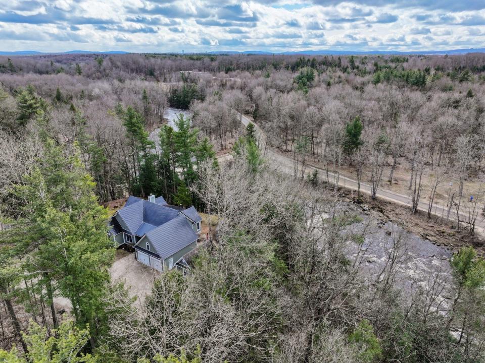385 Flat Rock Road, Malone, NY