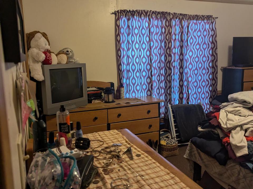 PXL_20250212_210727327