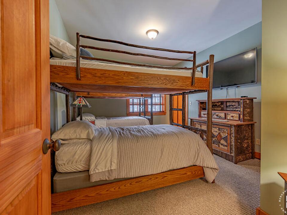 CustomBuiltADKHomeOnOverlook_Bedroom4
