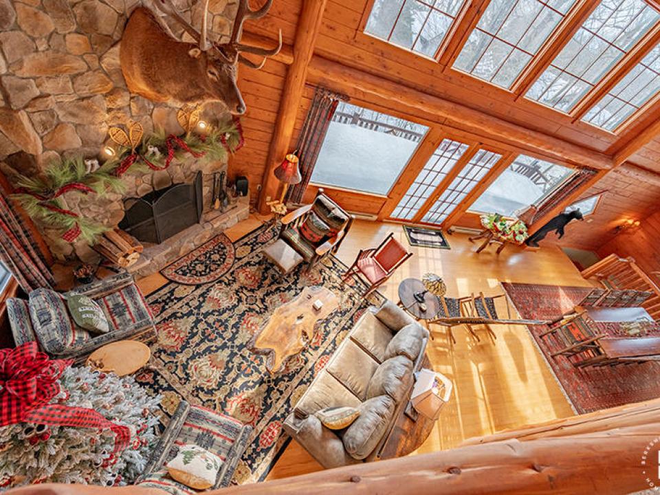CustomBuiltADKHomeOnOverlook_LivingRoom_