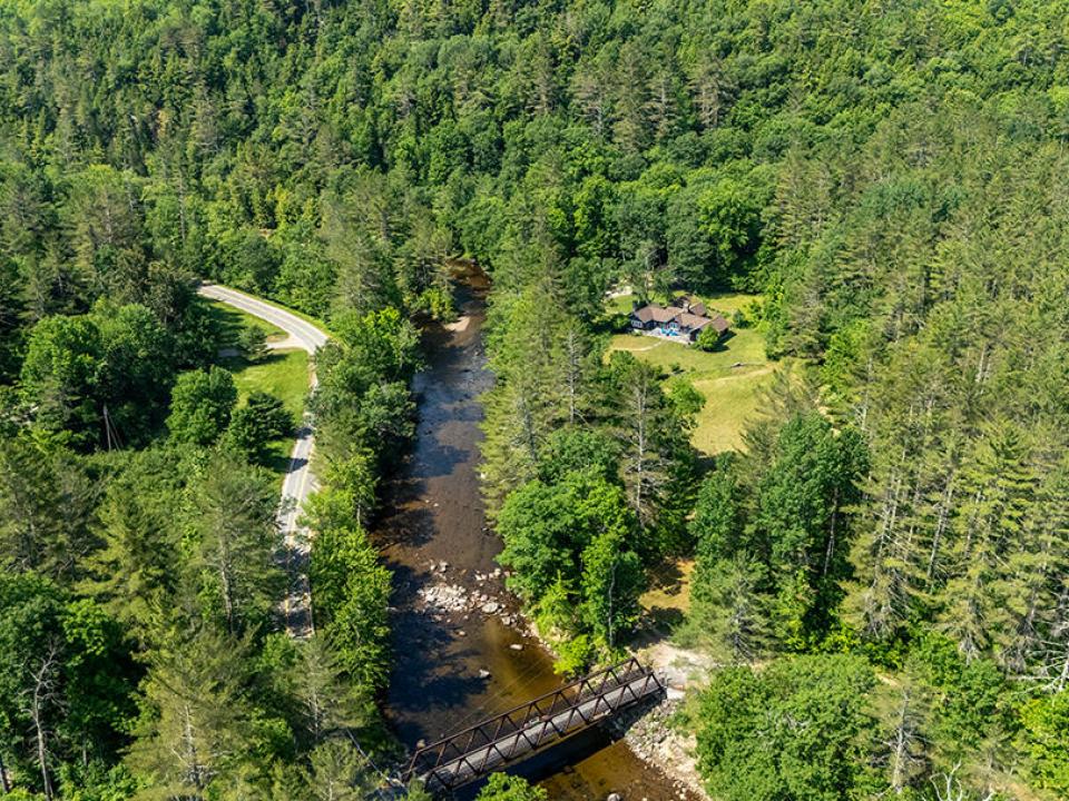 TheBlacksmithHouse_A_Property_Bridge_Low