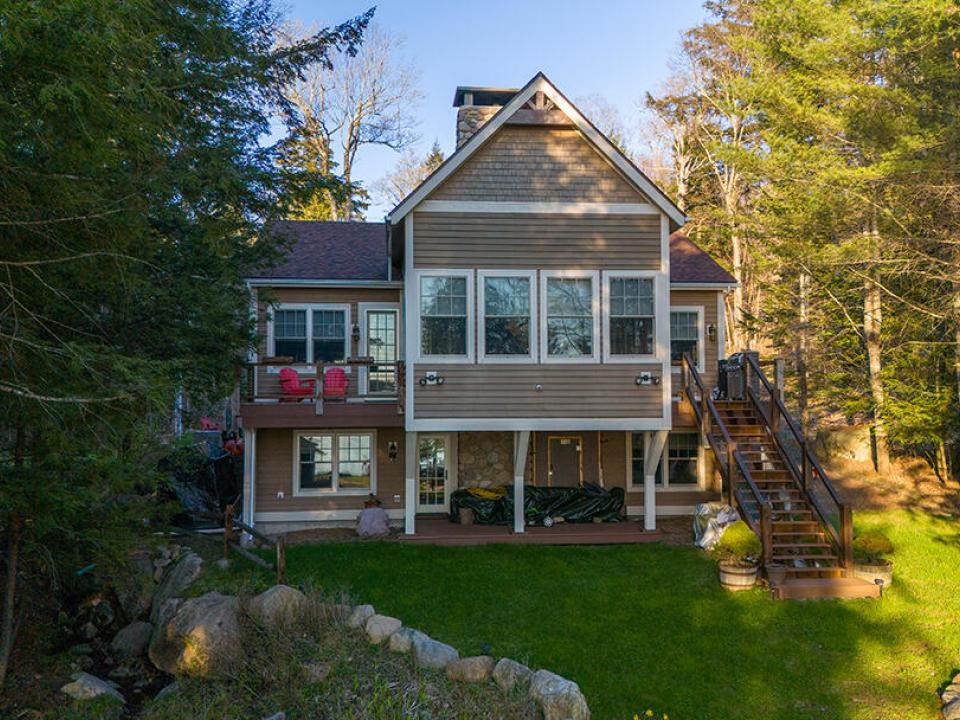 CampSummerBreeze_A_Exterior_Back