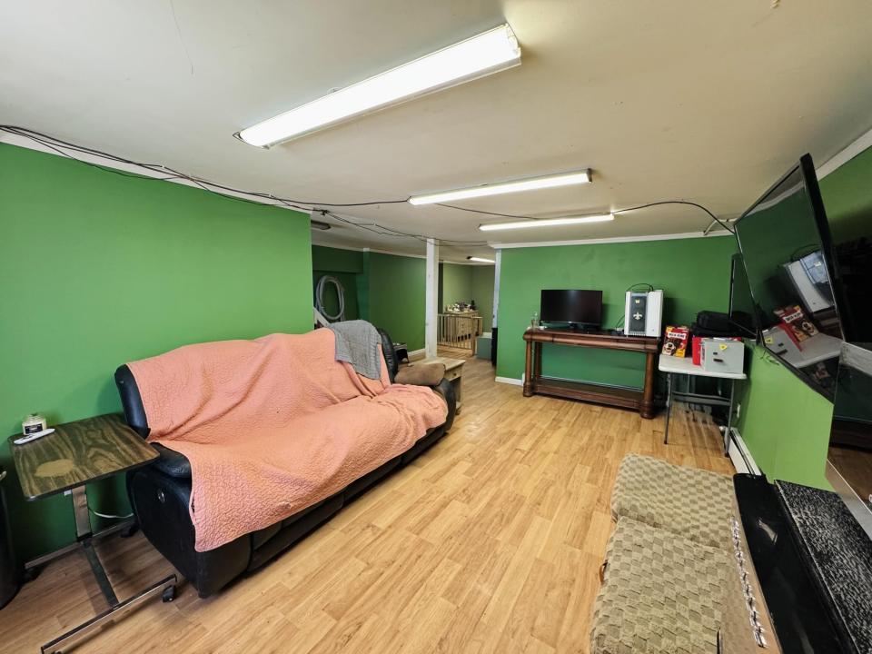Basement Den/Family Room
