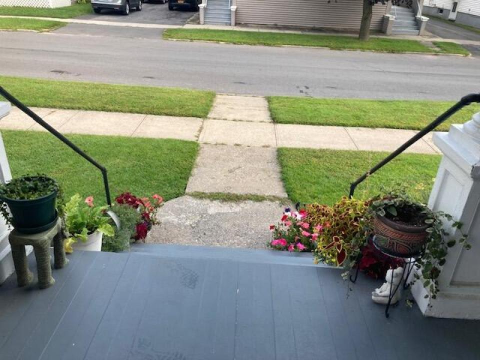 Porch stairs