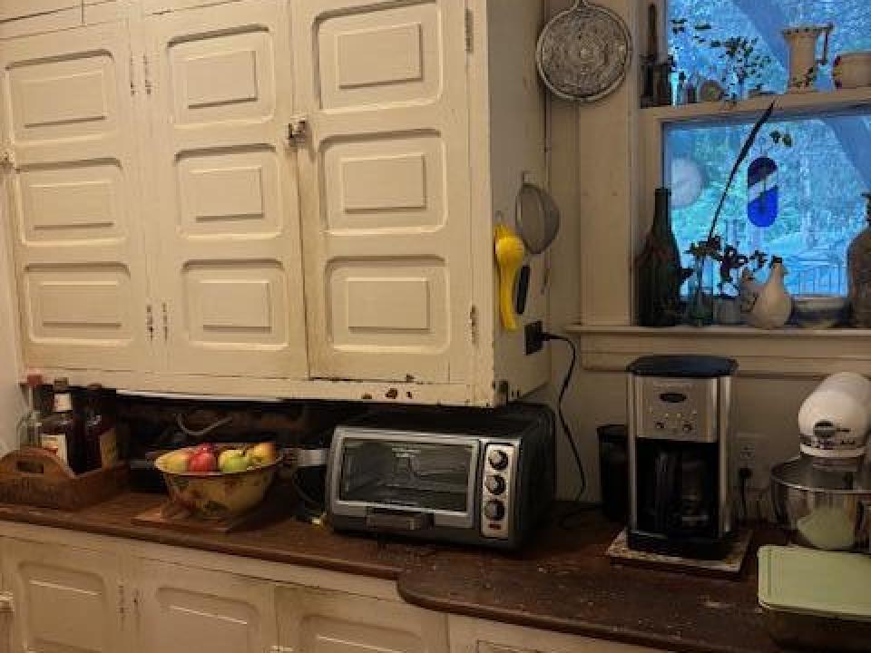 Butler's Pantry