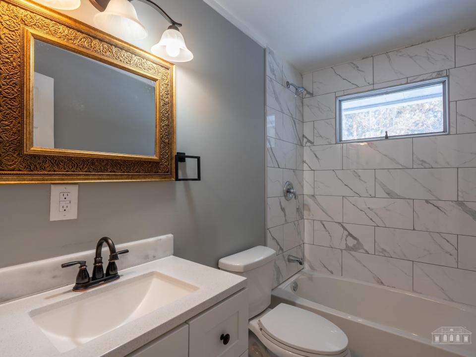 152 Old Military Rd LP-21