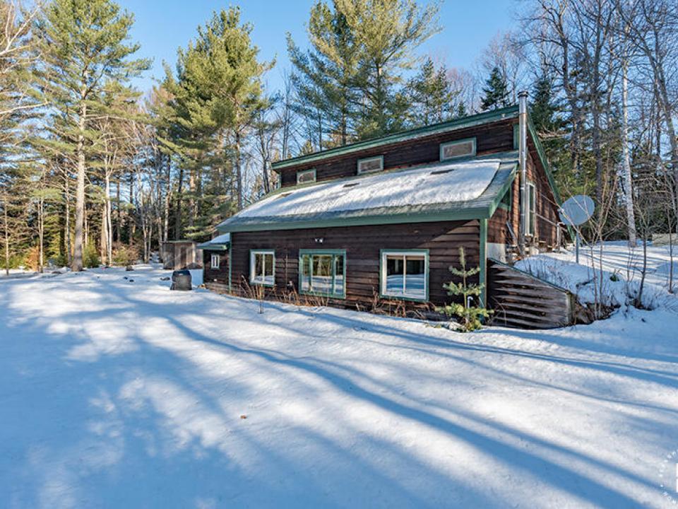 AdirondackHiddenGemInBdale_Exterior_R