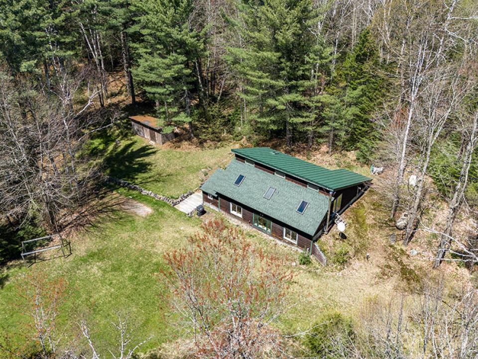 AdirondackHiddenGem_A_Exterior