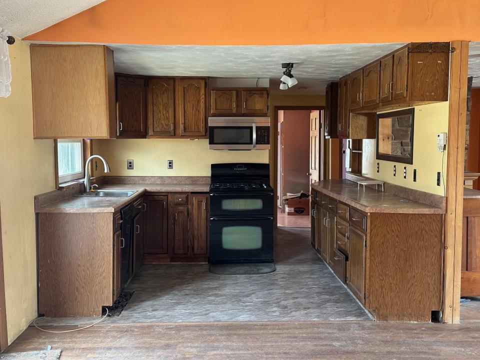 135 Bradford kitchen