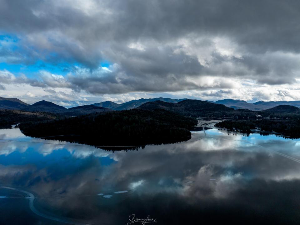 LakeandMountain Refletion