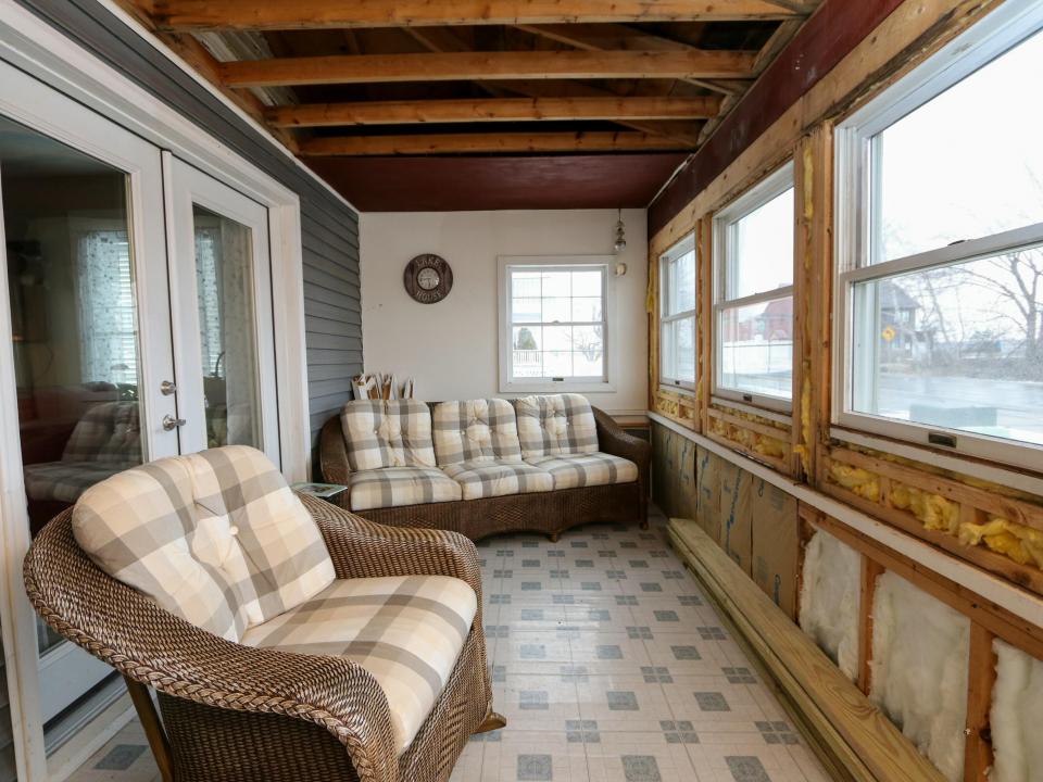 Enclosed Front Porch
