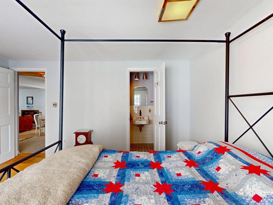 2nd Bedroom