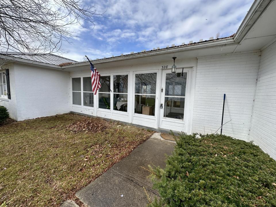 Enclosed porch