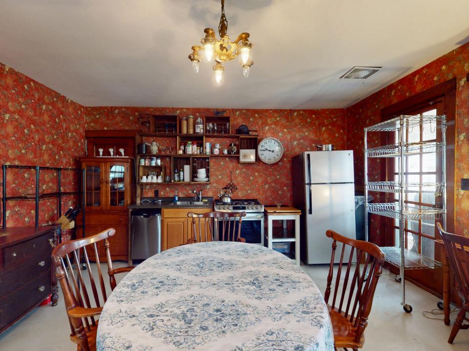1794-NY-73-04022025_083216-2