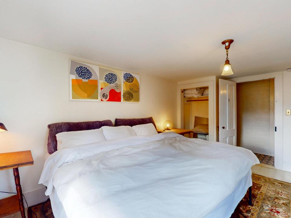 1794-NY-73-04022025_084619-2