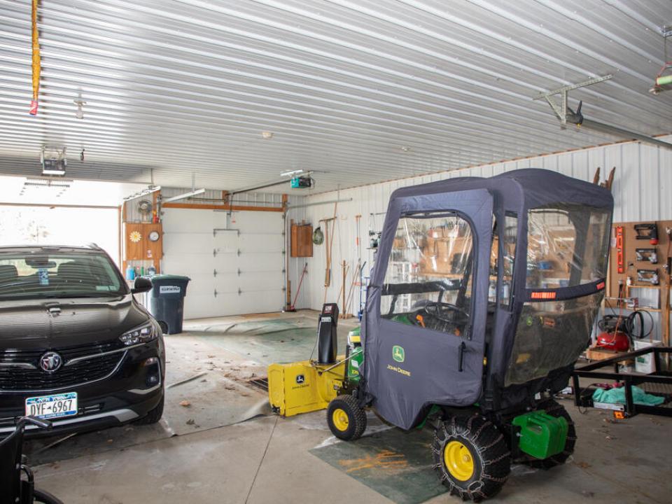 Attached 4 Car Garage