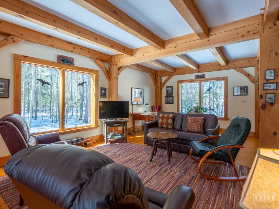 7 Back Bay Rd SL-31.jpg living only