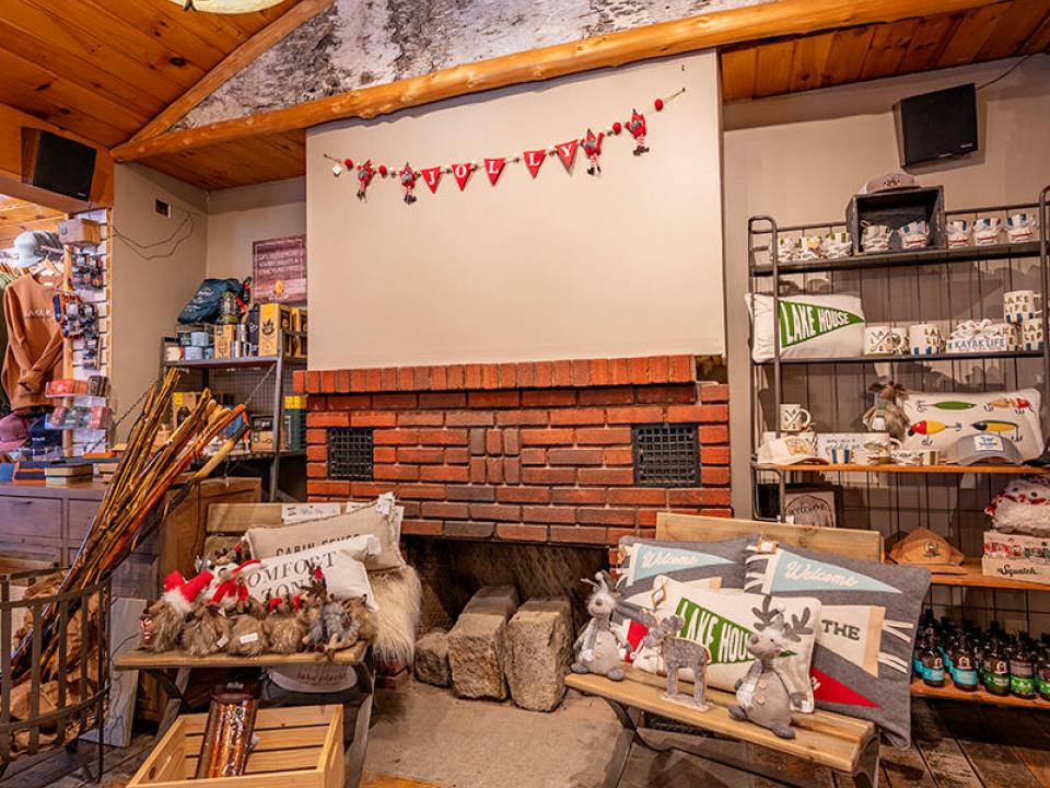 ThereAndBackAgainInLakePlacid_Interior_F