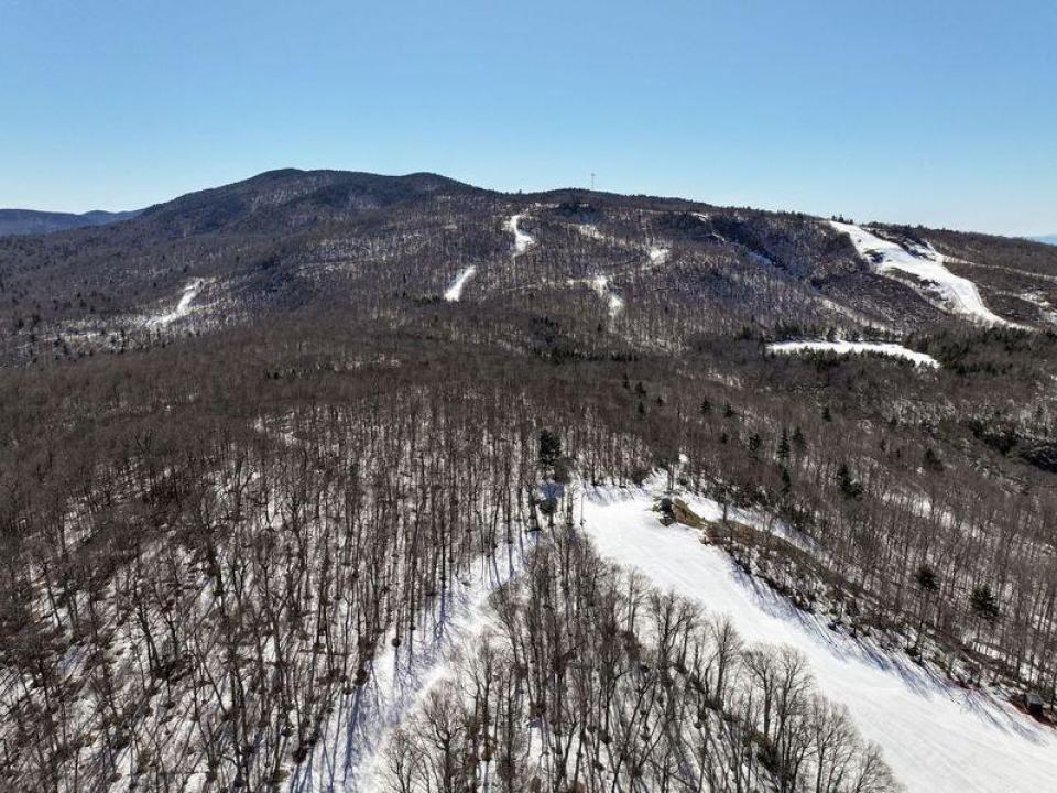 Nearby Titus Mnt