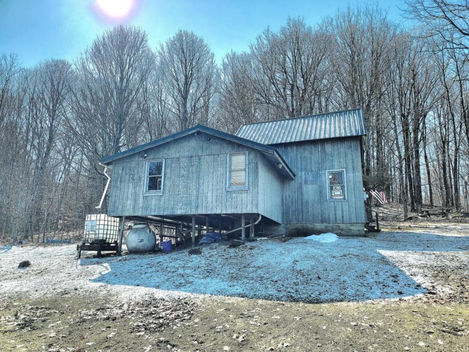 Musto - Pierrepont camp - ext rear