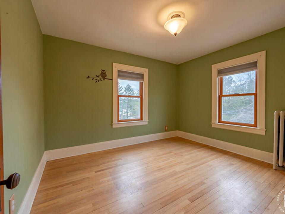 CharmingHomeOnOldLakeColby_Bedroom3