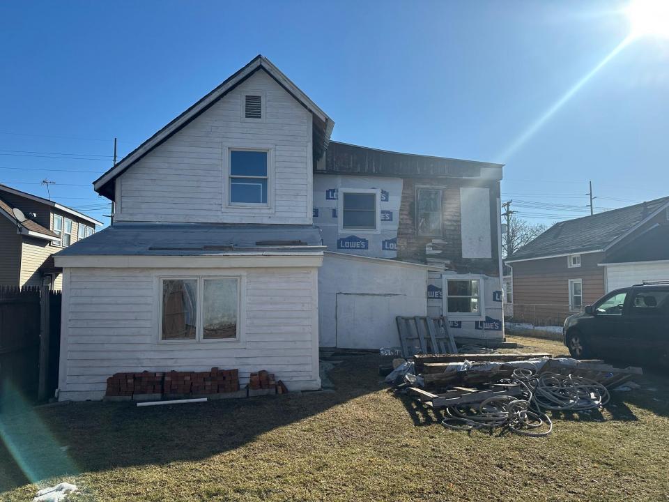 55 Miller St Back
