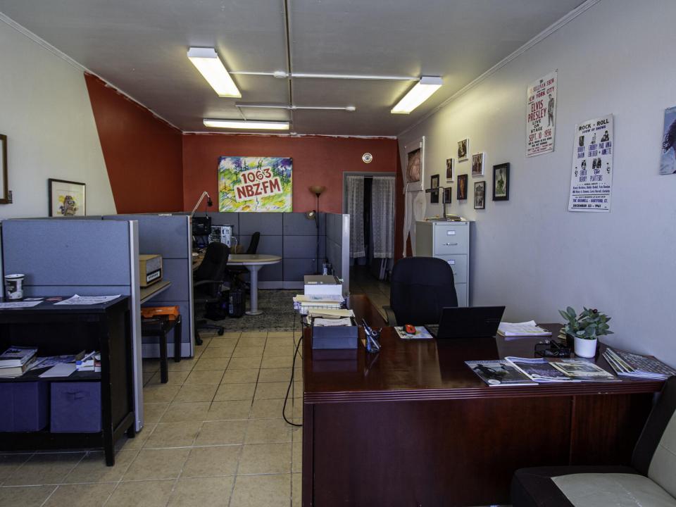 NBZ - photo V office II