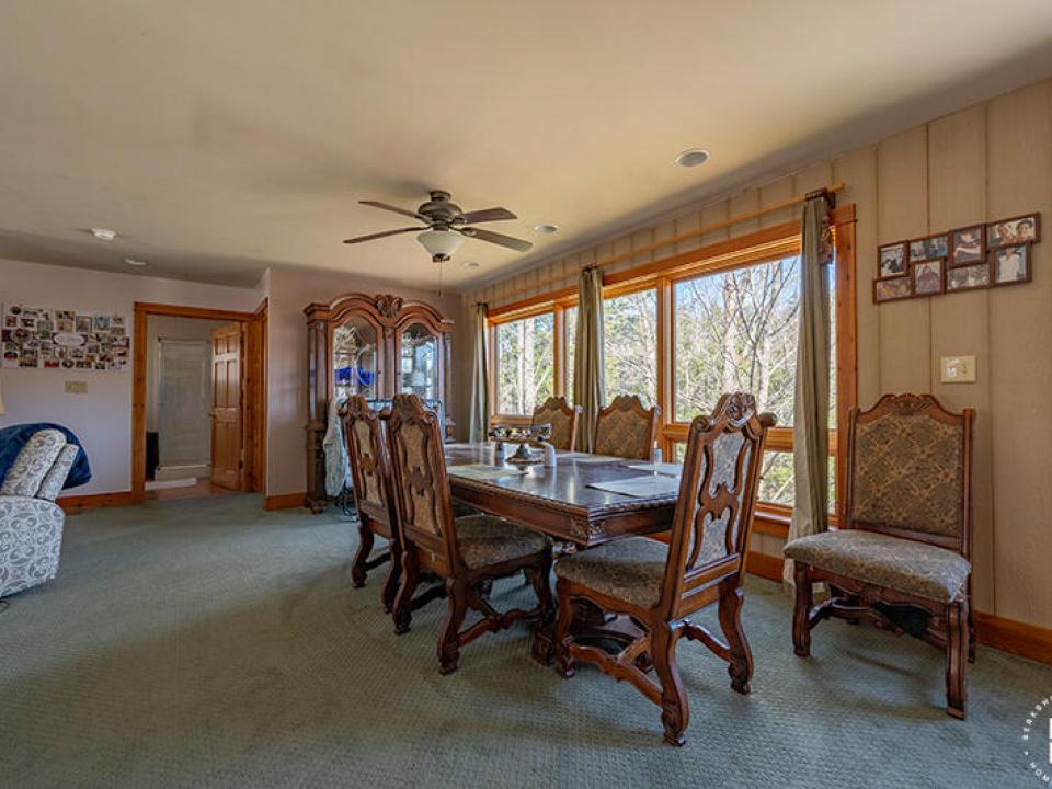 HomeOnLakeOzoniaOutlet_GuestCottage_Dini