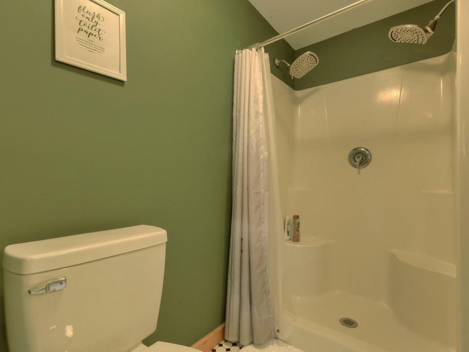 69-web-or-mls-Waterfall Meadow 098