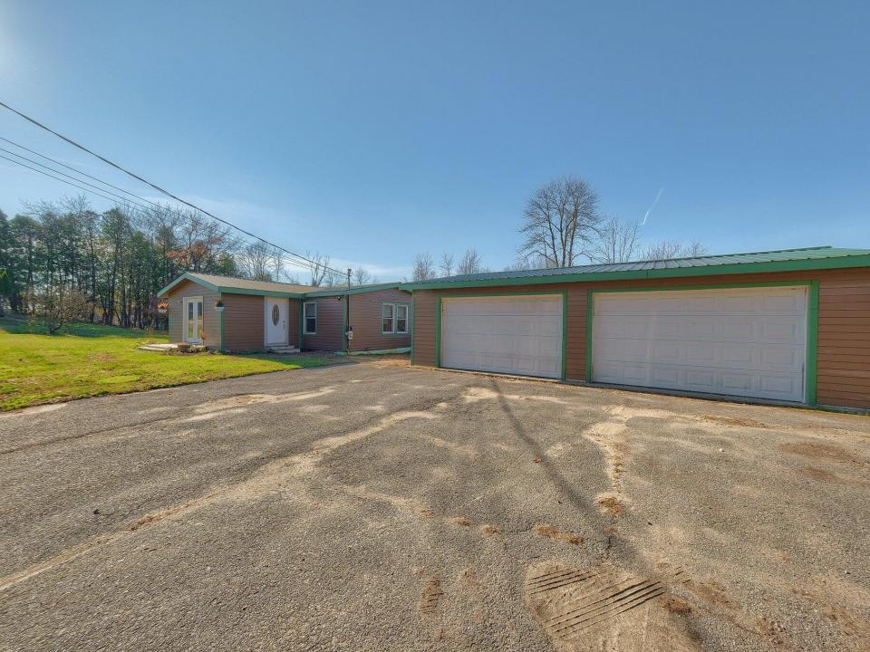 8-web-or-mls-Waterfall Meadow 038 - PS